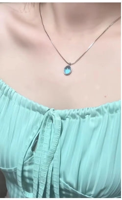 Aquamarine moonstone necklace female ins fashion light luxury niche high-end design sense oval pendant snake bone chain female