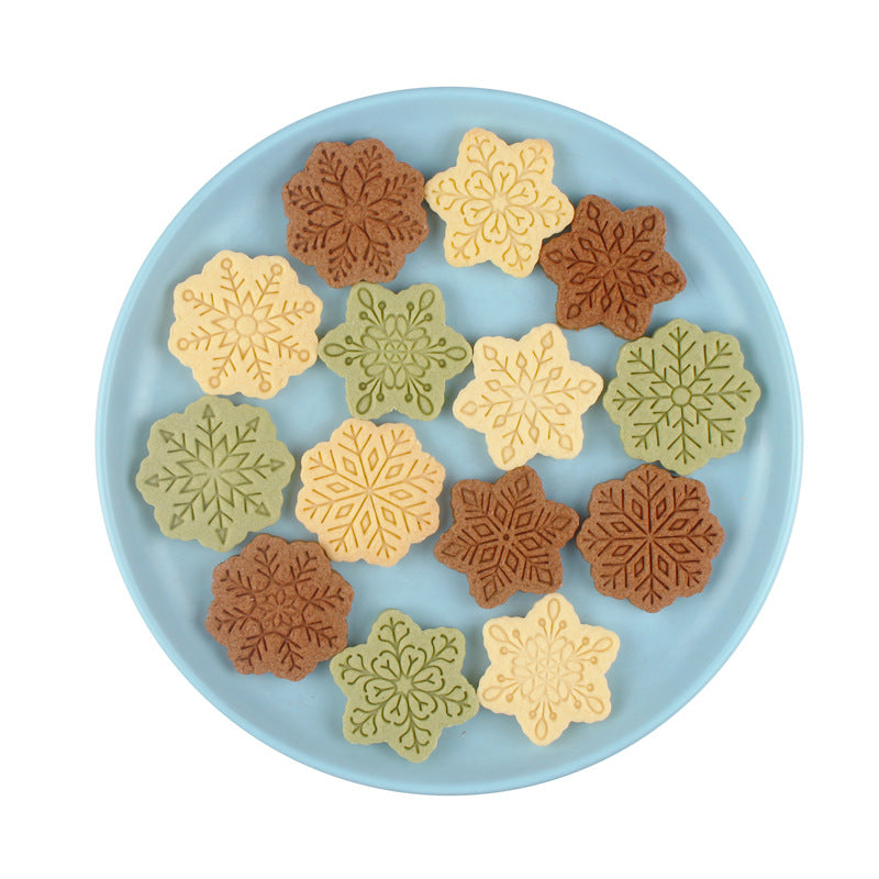 10pc Christmas Snowflake Cookie Mold 3d plastic stereoscopic icing cookie Press baking household seal mold