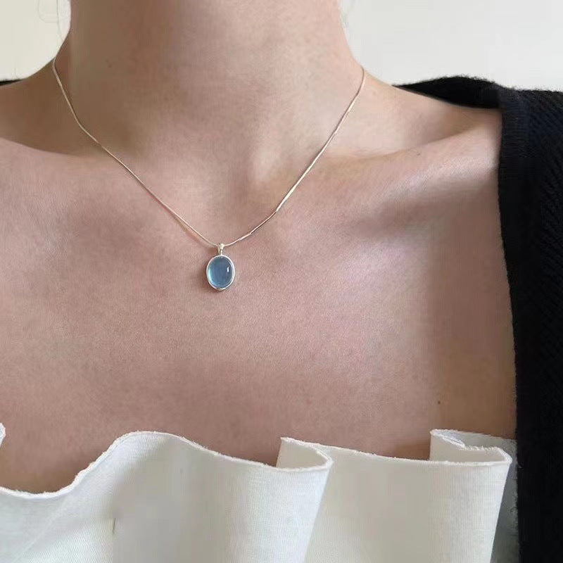 Aquamarine moonstone necklace female ins fashion light luxury niche high-end design sense oval pendant snake bone chain female